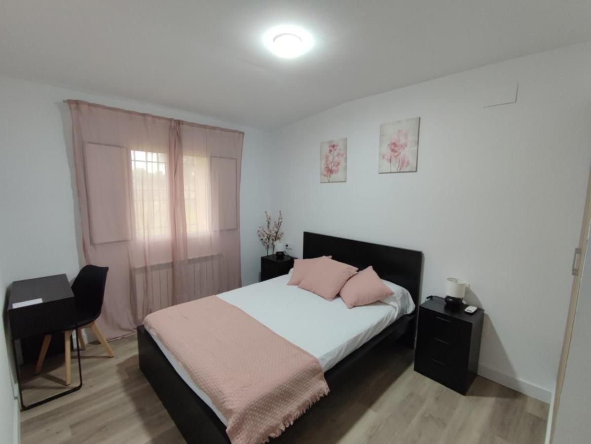 Rucanon 2 La Casa Del Campo 4 Estrellas, Piscina Y Golf Монтанчес Экстерьер фото